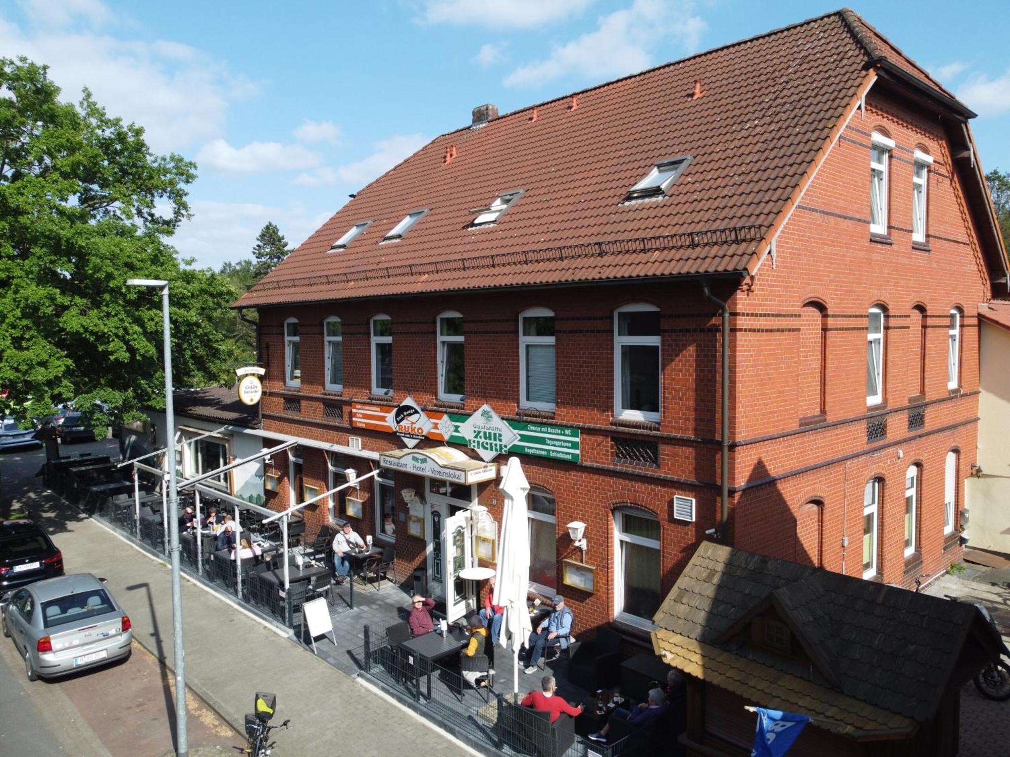 Hotel Gaststaette Zur Eiche à Hanovre Extérieur photo