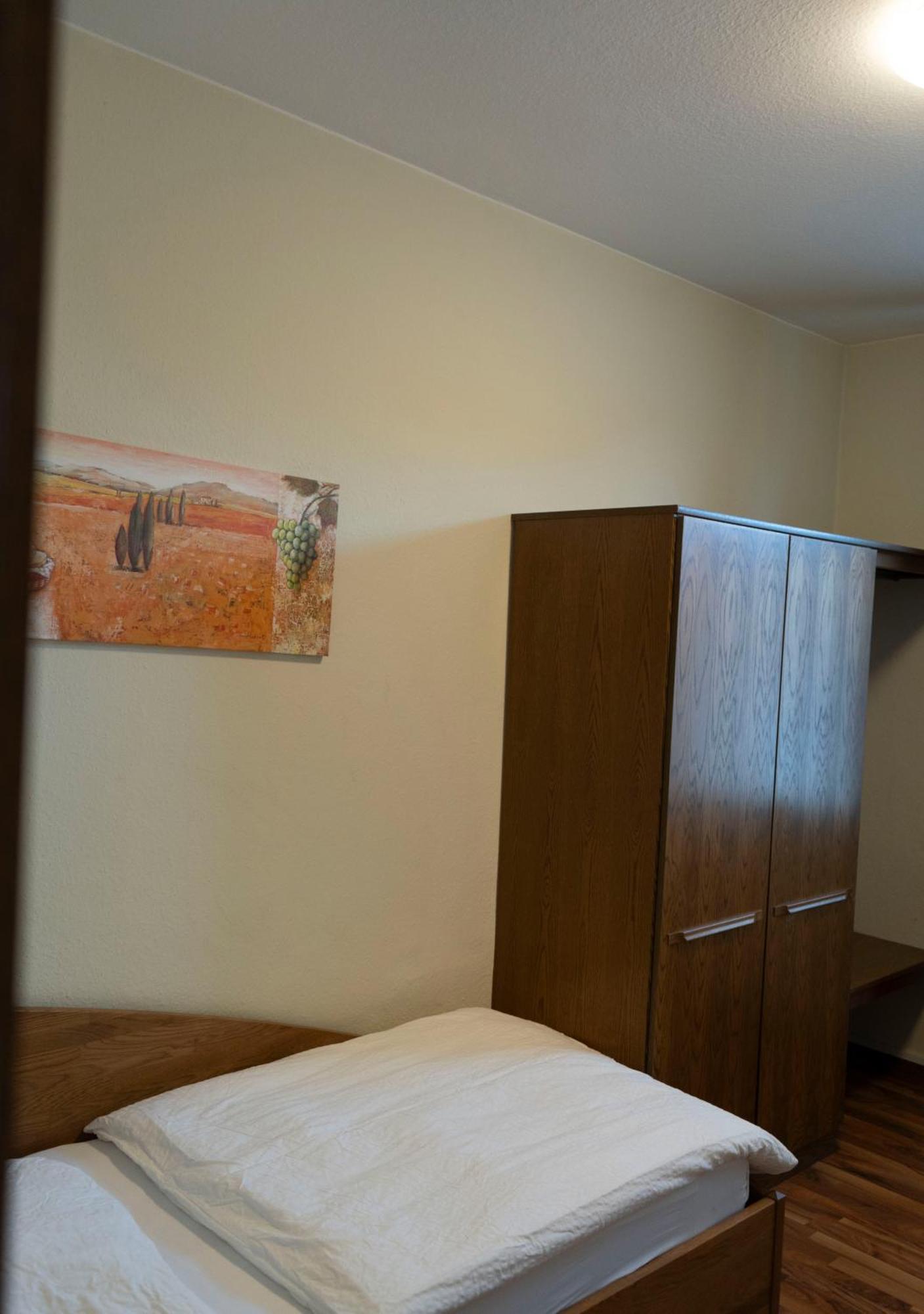 Hotel Gaststaette Zur Eiche à Hanovre Extérieur photo