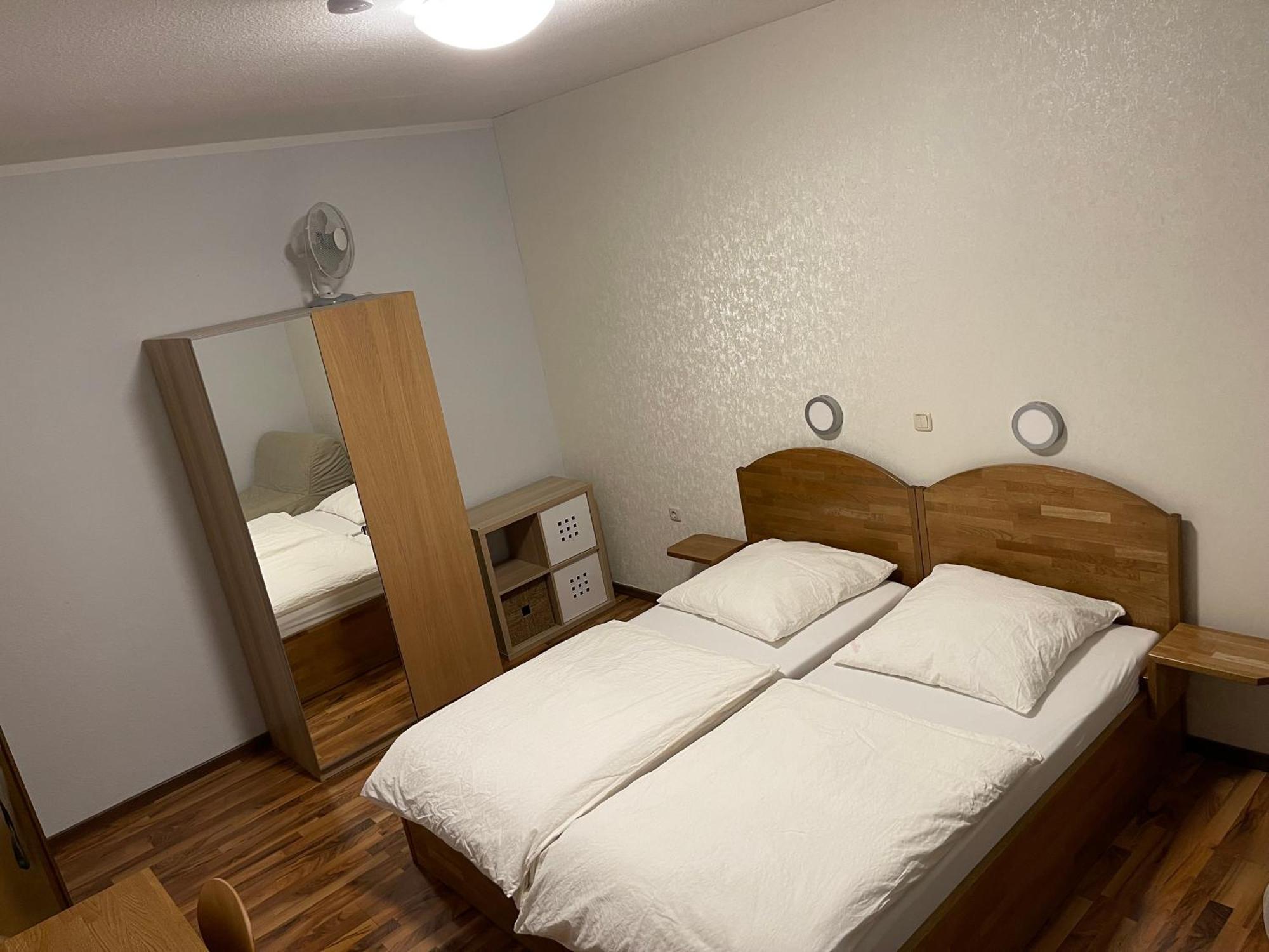 Hotel Gaststaette Zur Eiche à Hanovre Extérieur photo