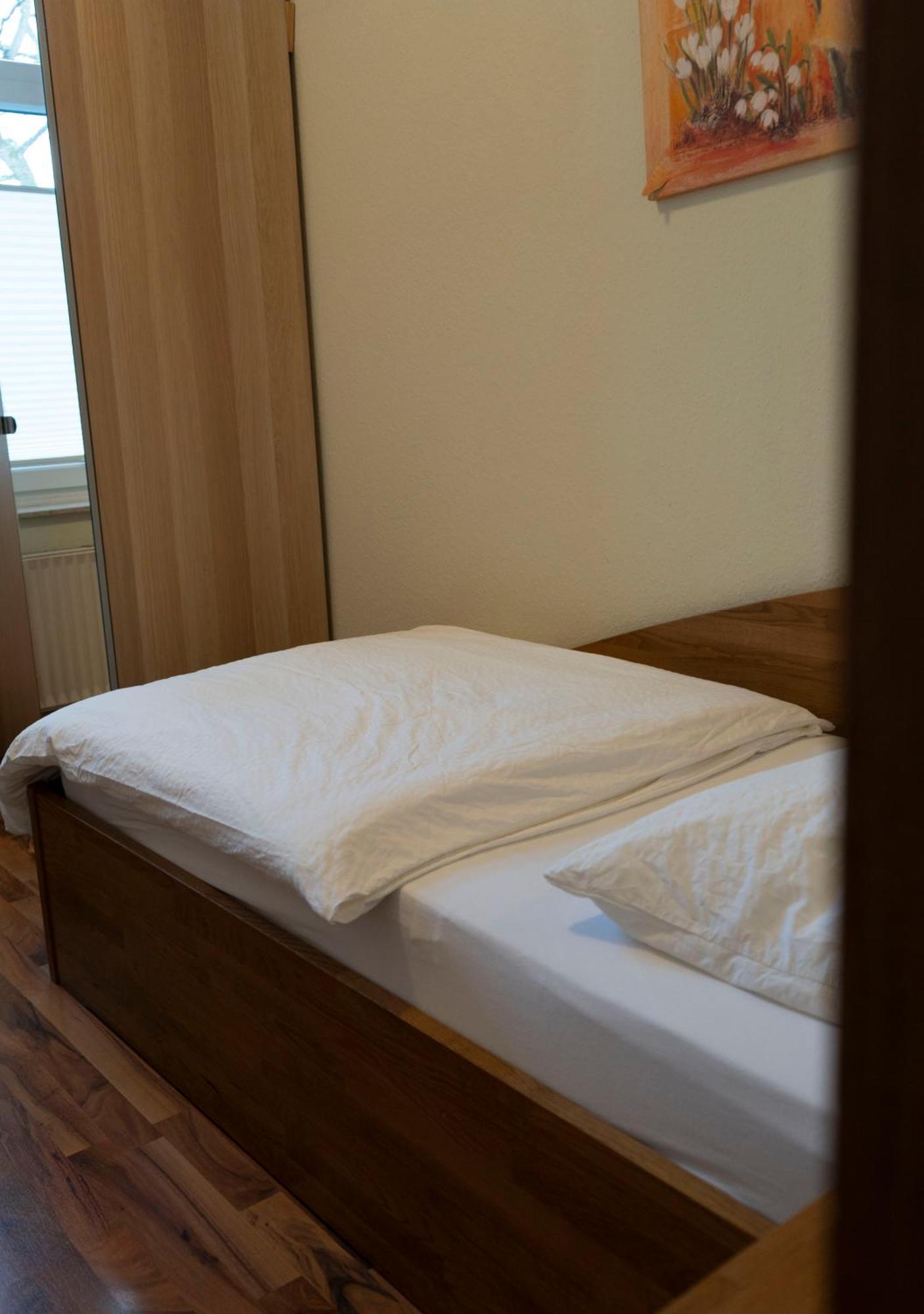 Hotel Gaststaette Zur Eiche à Hanovre Extérieur photo